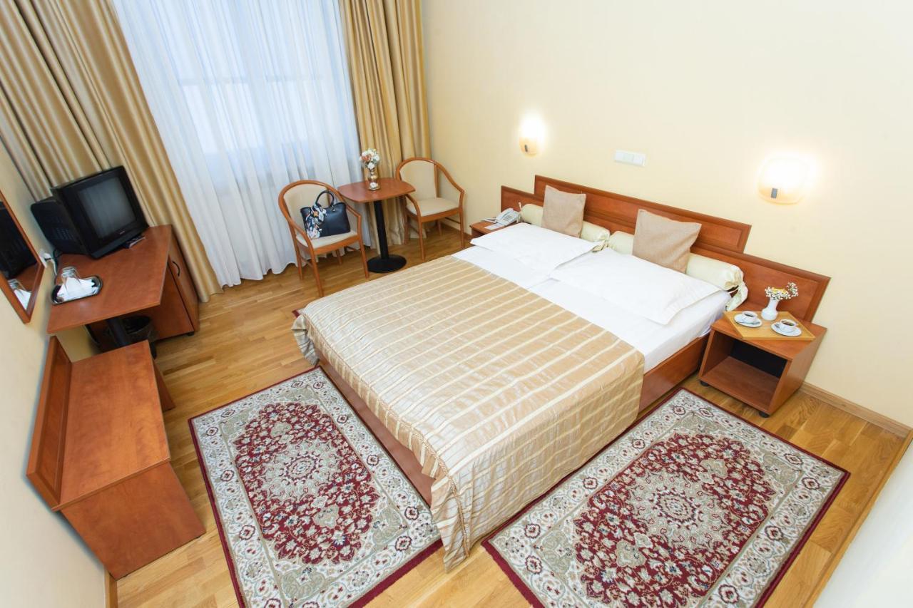 Hunguest Hotel Fenyõ Miercurea Ciuc Exterior foto